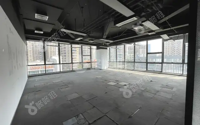 中央大道_1653平_精装_办公室房源出租