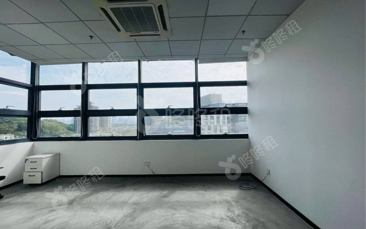 TCL国际E城_1498平_豪装_办公室隔间