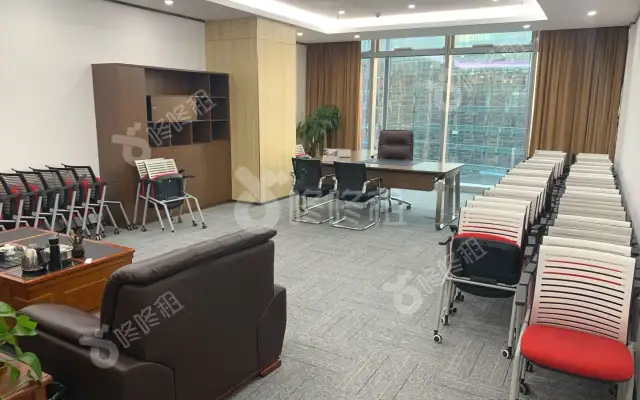 会展湾南岸广场_2000平_精装_办公室房源出租