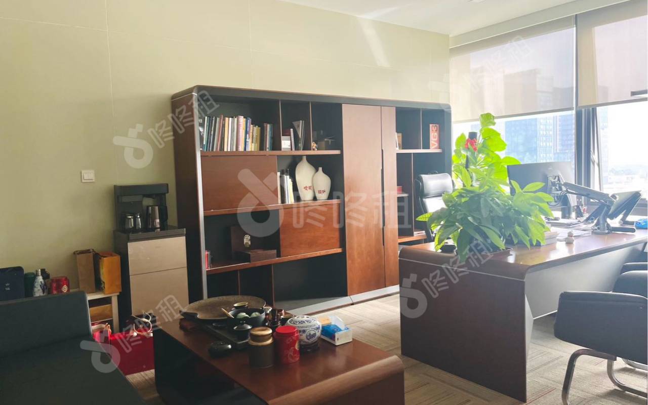 科兴科学园_365.94平_精装_办公室隔间