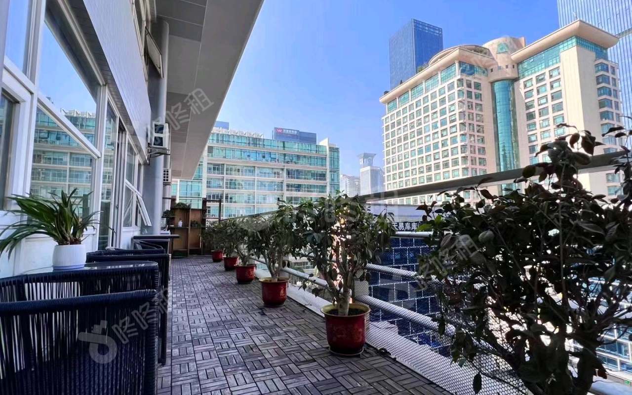 创新科技广场一期_325平_精装_阳台