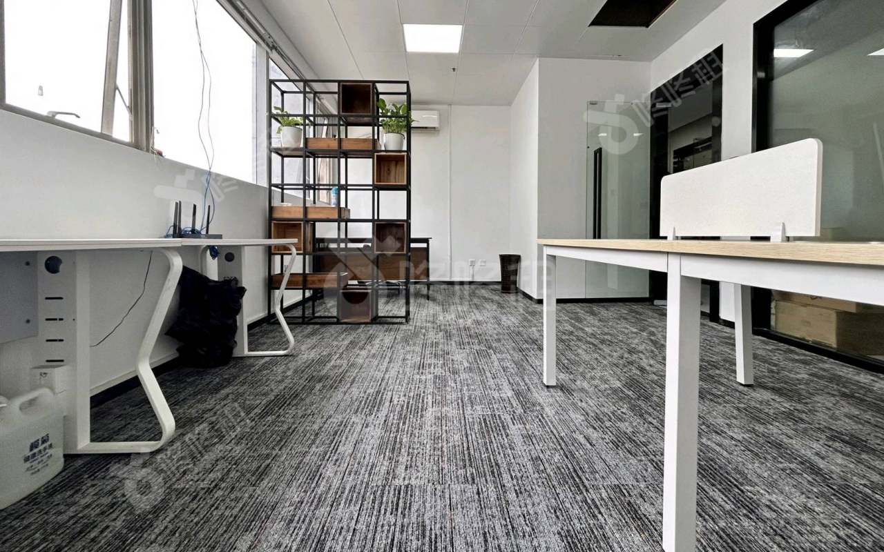 中电照明_56平_精装_办公室开间