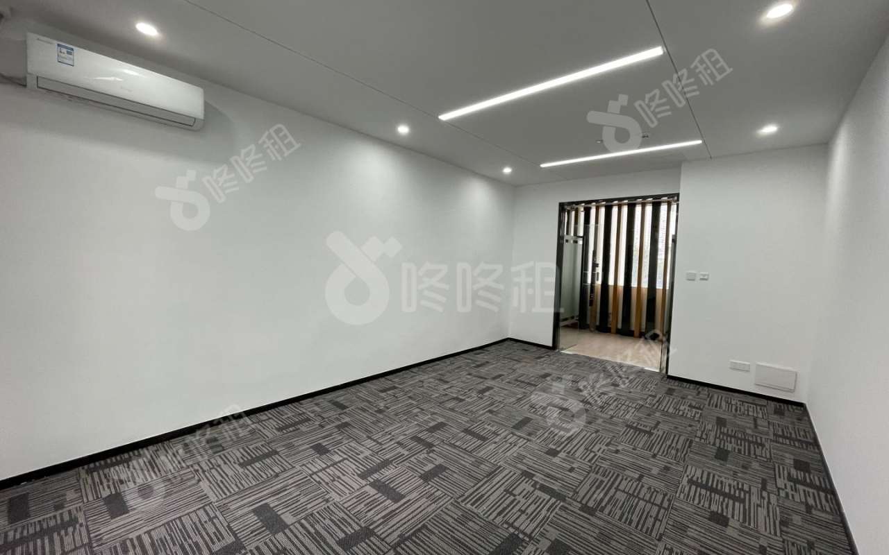 园西工业区_60平_豪装_办公室开间
