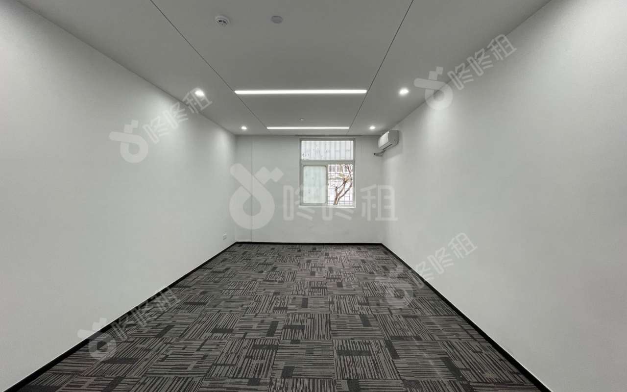 园西工业区_60平_豪装_办公室开间
