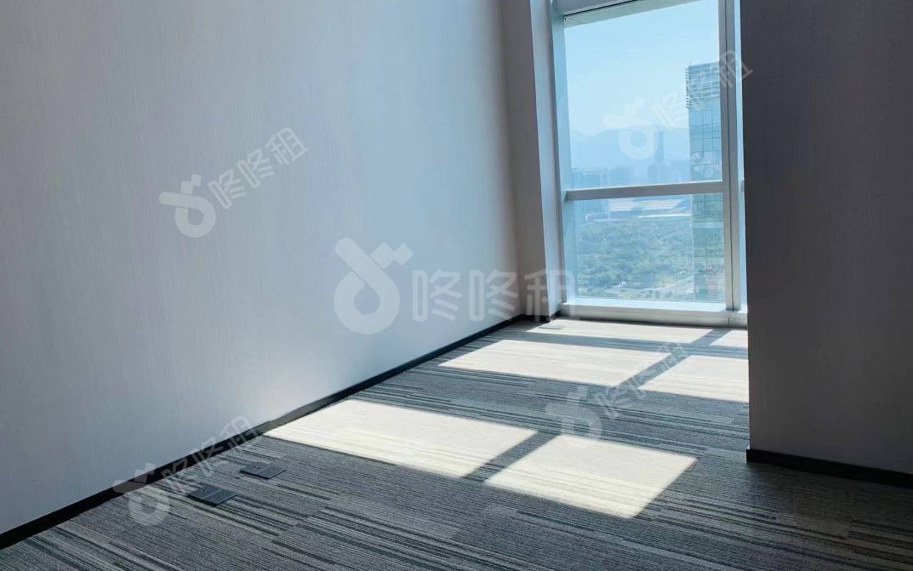 新世界中心_358平_豪装_办公室隔间