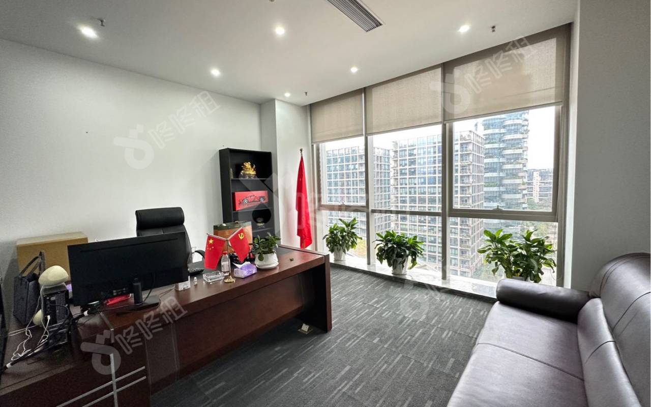 侨城坊_400平_精装_办公室隔间