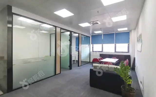 麻雀岭工业区_119平_精装_办公室房源出租