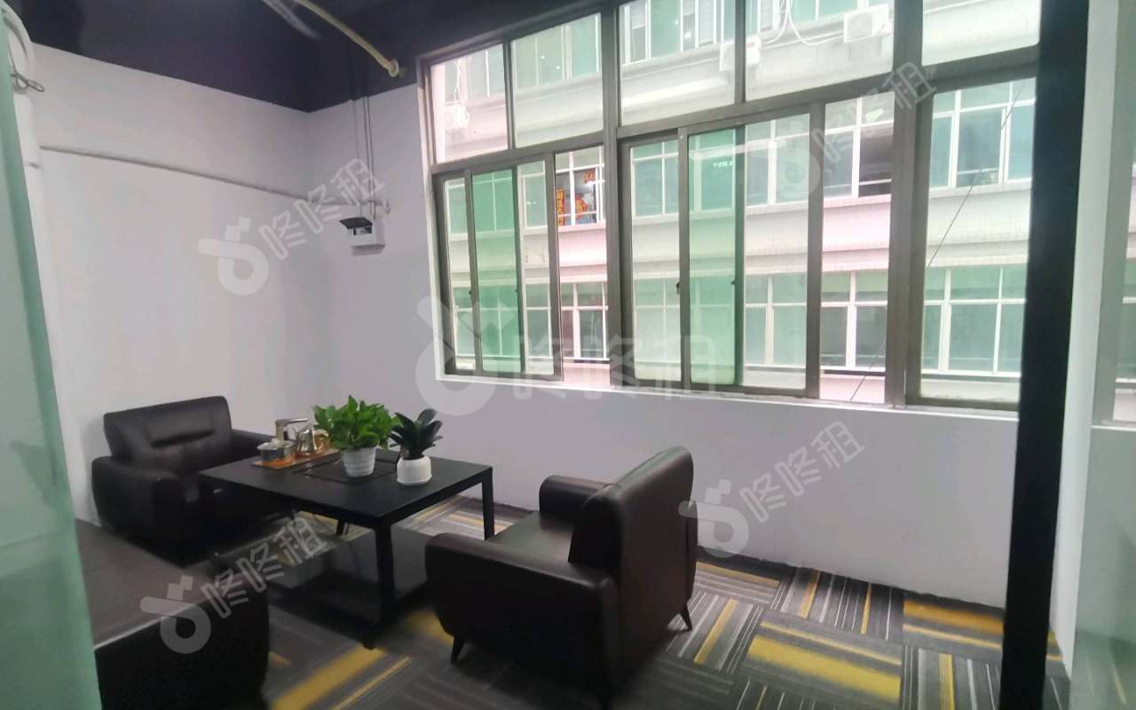 东美大厦_68平_精装_办公室隔间