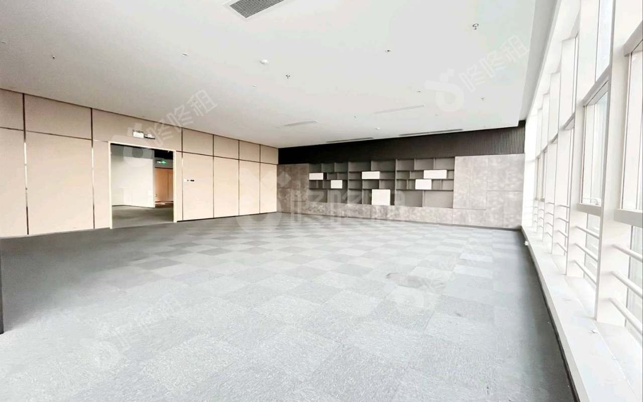 天安云谷二期_1972平_精装_办公室开间