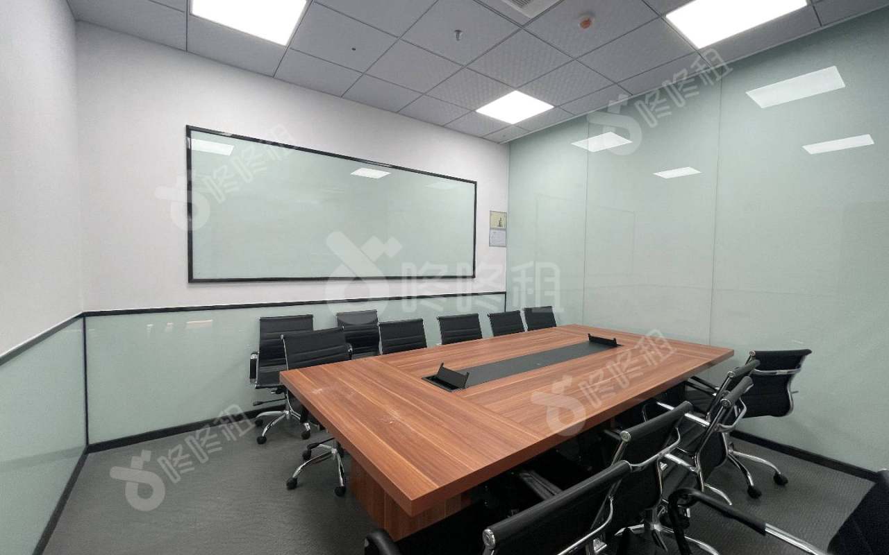 天安云谷二期_1044平_精装_办公室开间