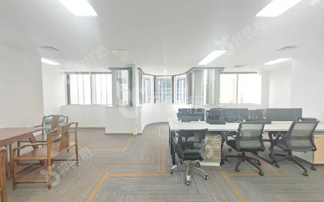 万基商务大厦_168平_精装_办公室房源出租