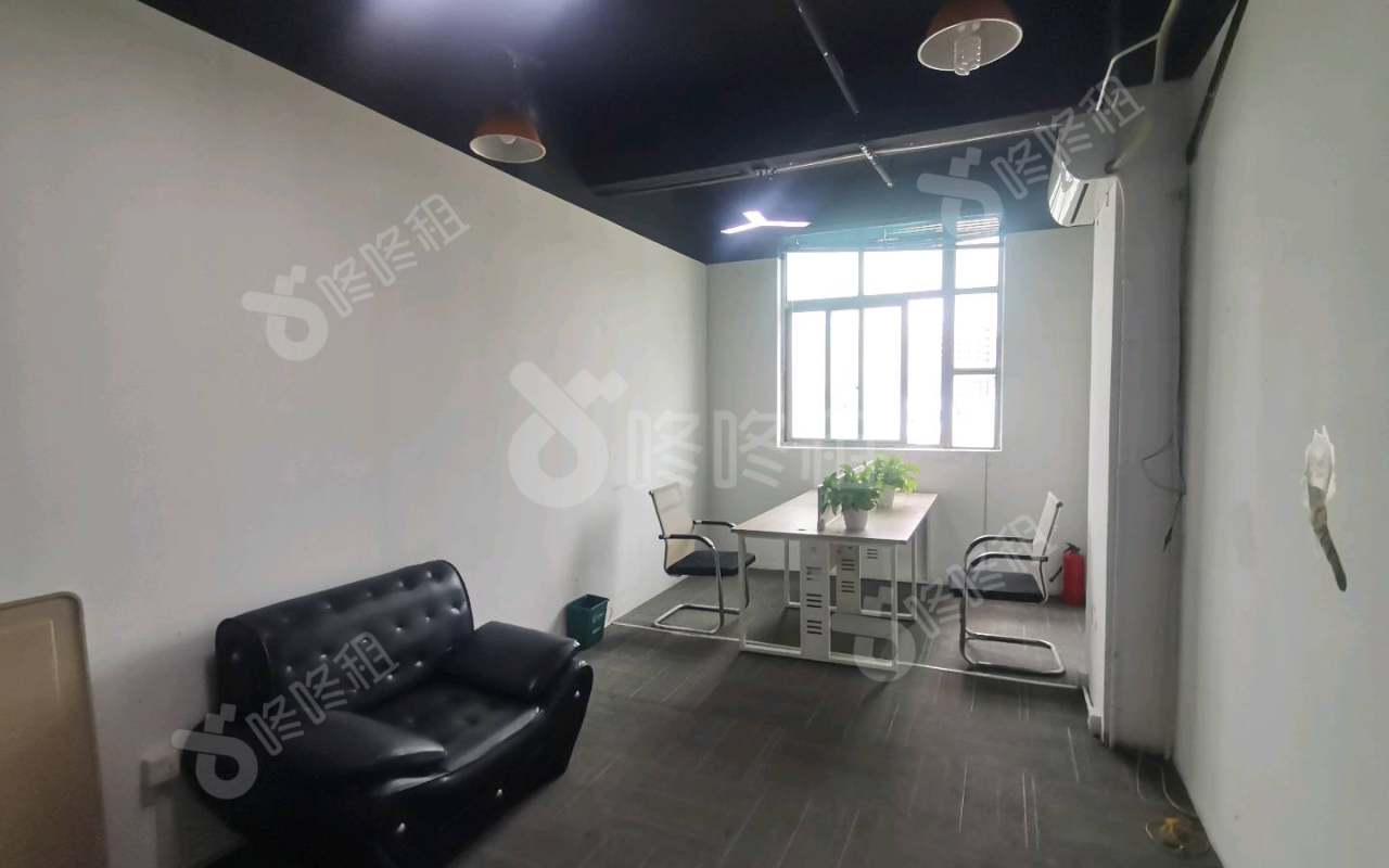 东美大厦_40平_精装_办公室开间