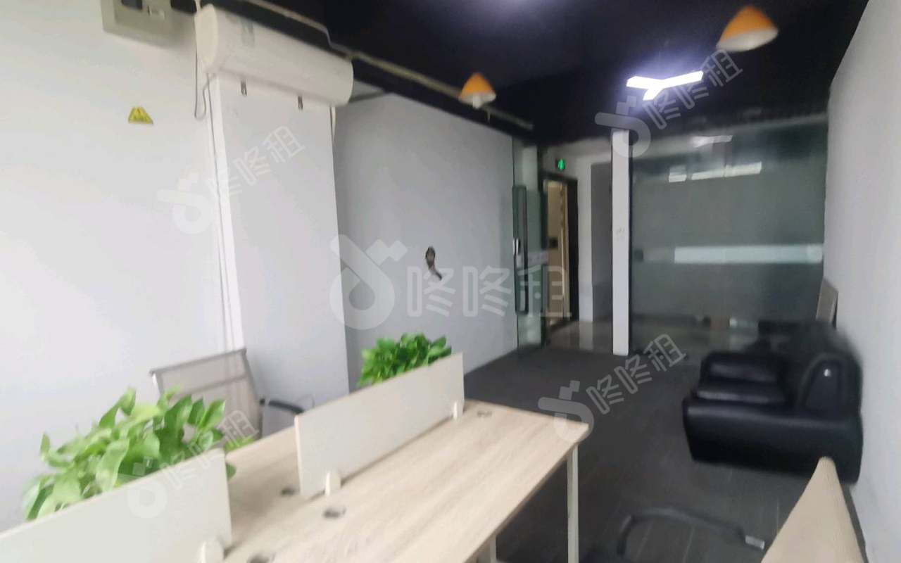 东美大厦_40平_精装_办公室开间