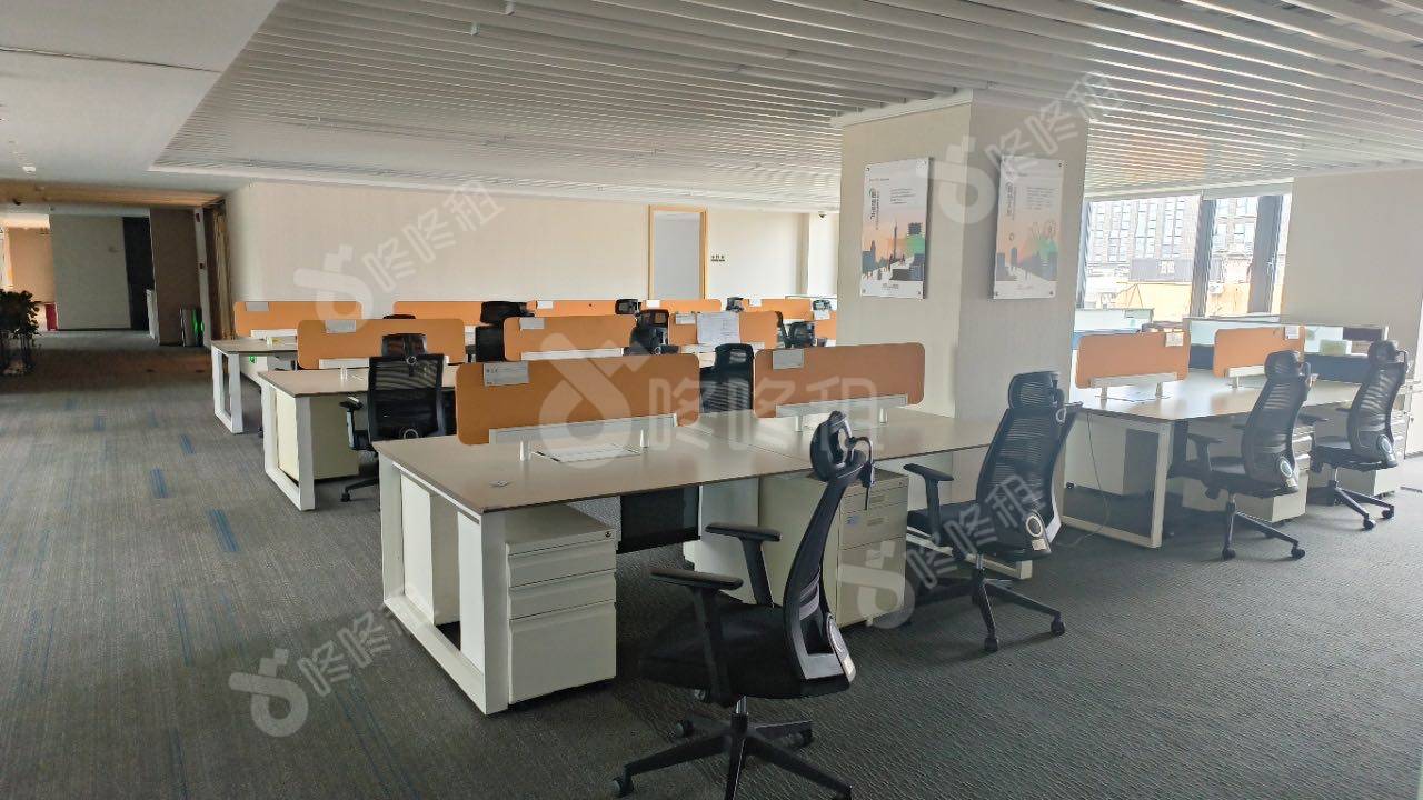 毅哲大厦_1280平_精装_办公室开间