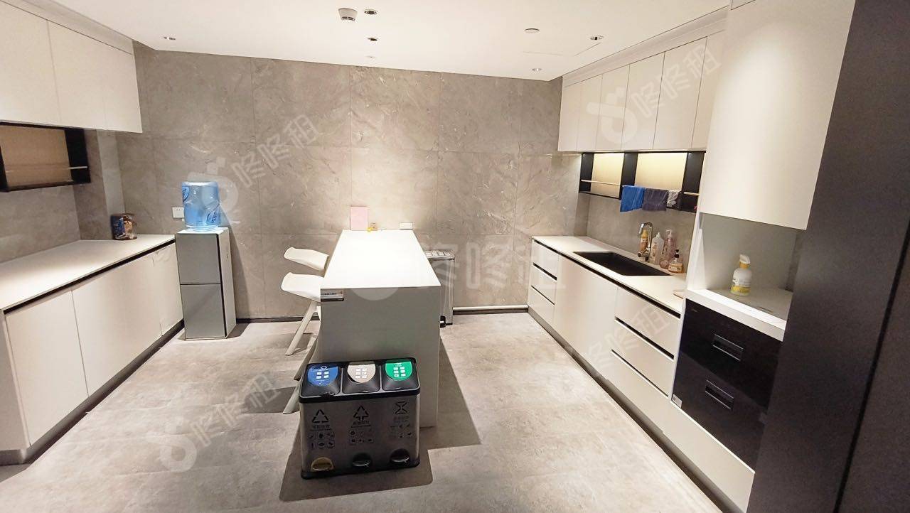 毅哲大厦_1280平_精装_茶水间