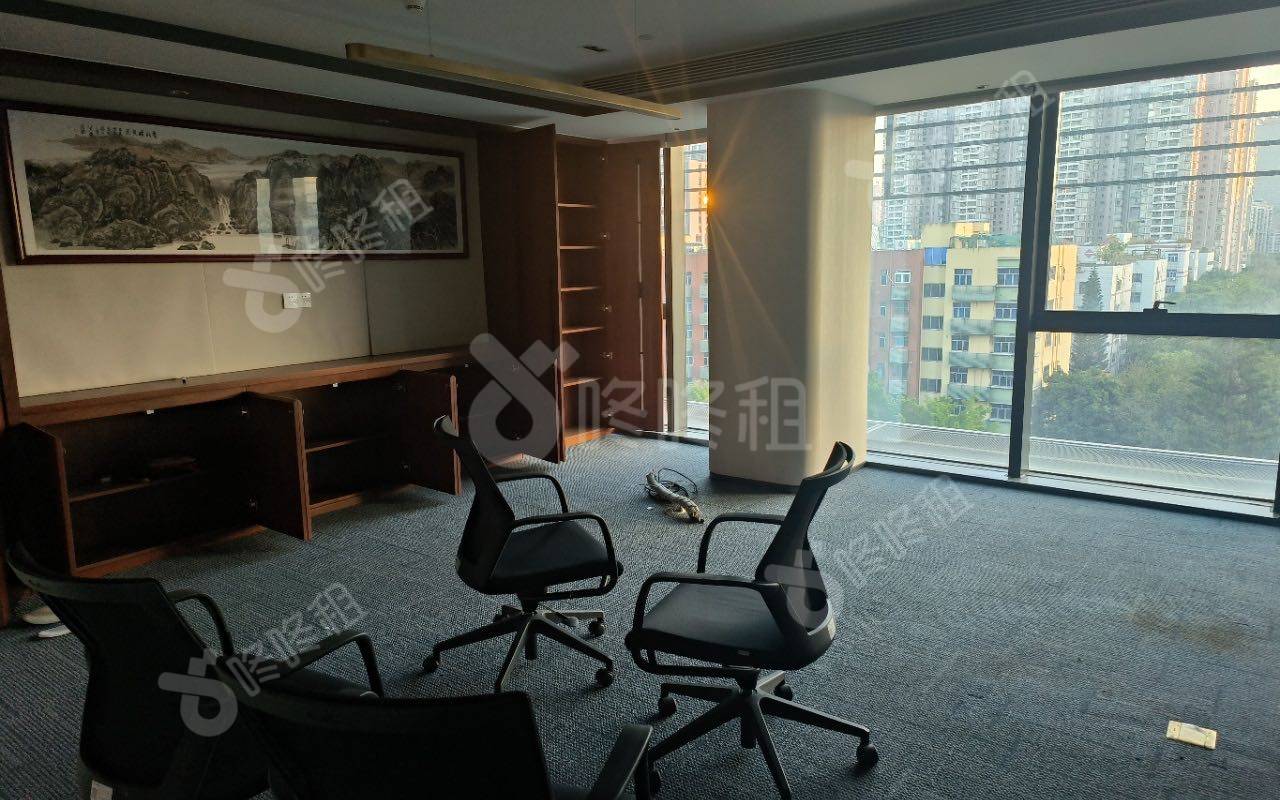 毅哲大厦_1280平_精装_办公室隔间