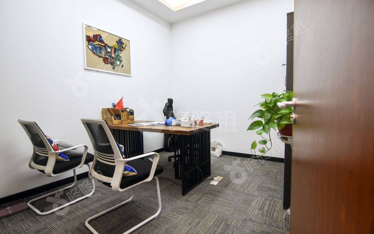 阳光科创中心_168平_精装_办公室隔间