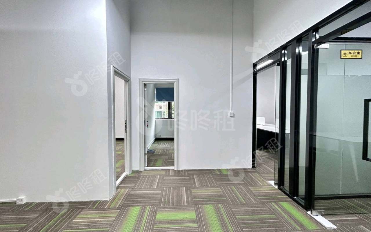 1970文化创意产业园_136平_精装_办公室开间
