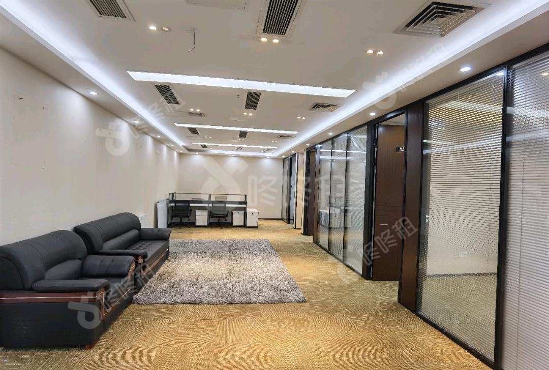 安联大厦_335平_精装_办公室开间