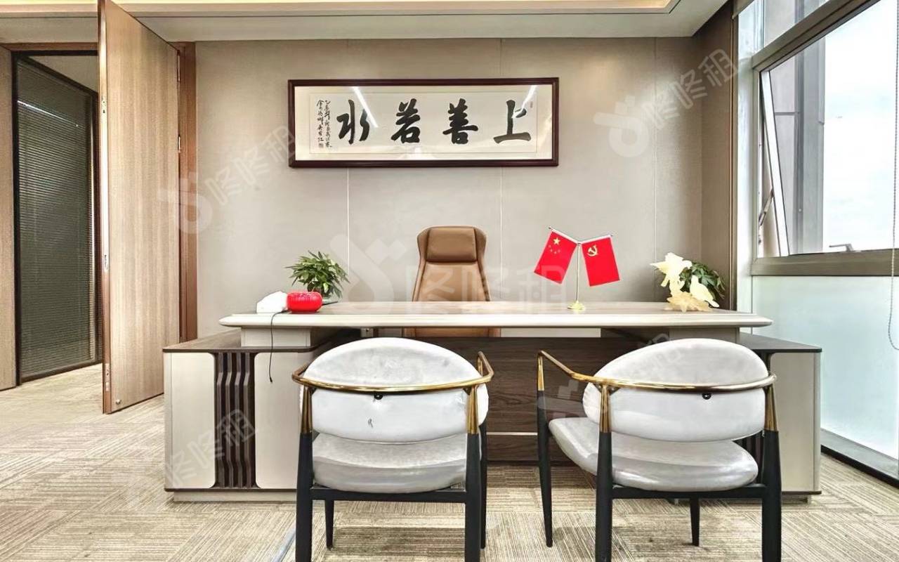 鹏润达大厦(鹏润达商业广场)_1350平_精装_办公室隔间