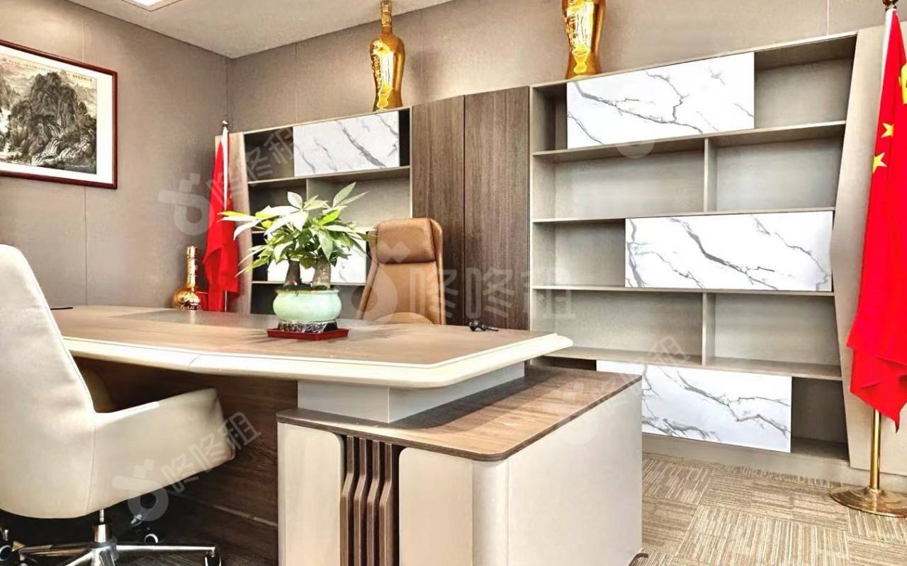 鹏润达大厦(鹏润达商业广场)_1350平_精装_办公室隔间