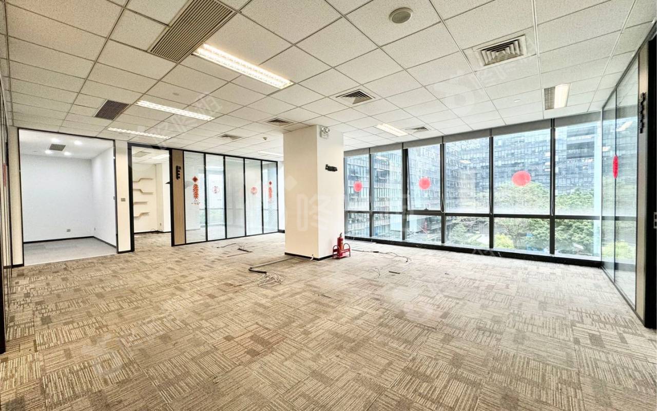 科兴科学园_283平_精装_办公室开间