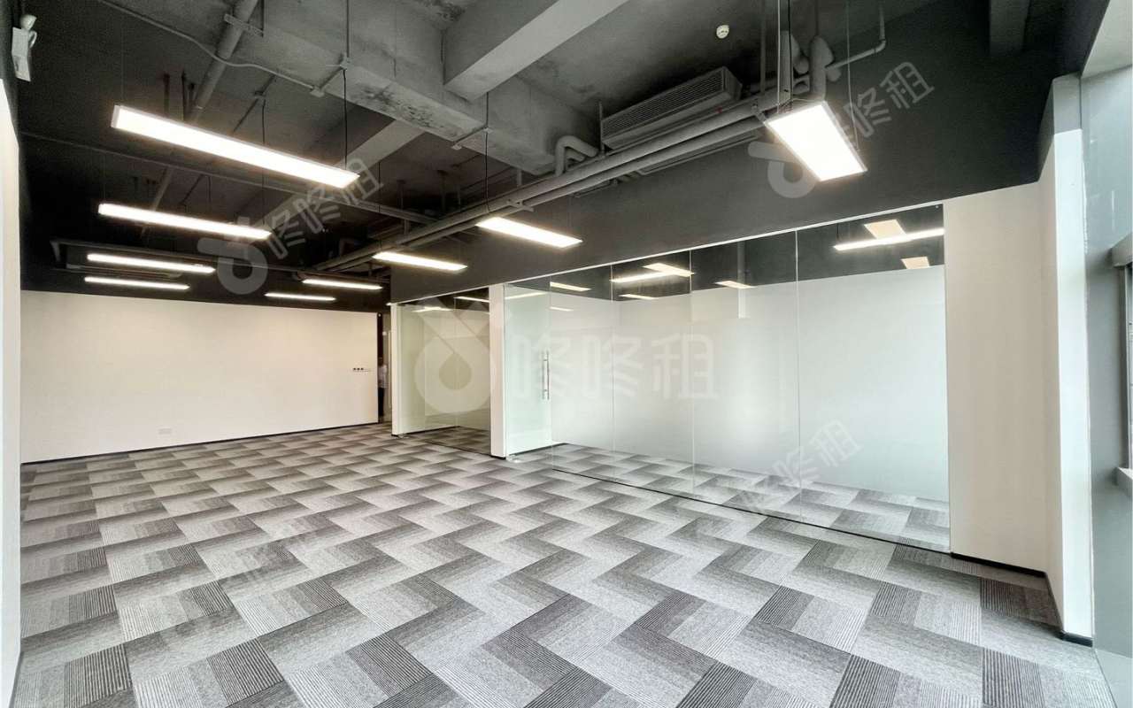 龙邦科兴科学园_155.76平_精装_办公室开间