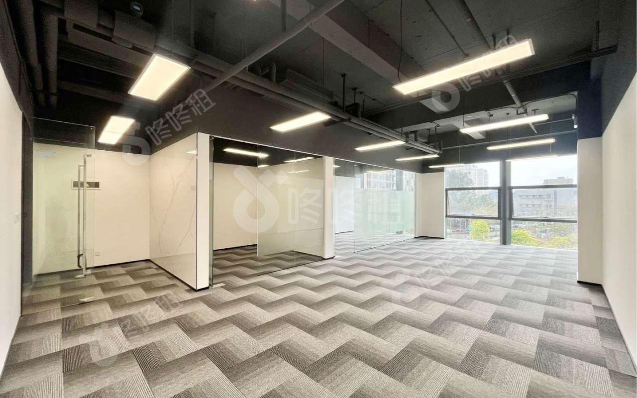 龙邦科兴科学园_155.76平_精装_办公室开间
