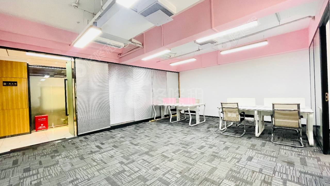 湾区人工智能产业园_113平_精装_办公室开间