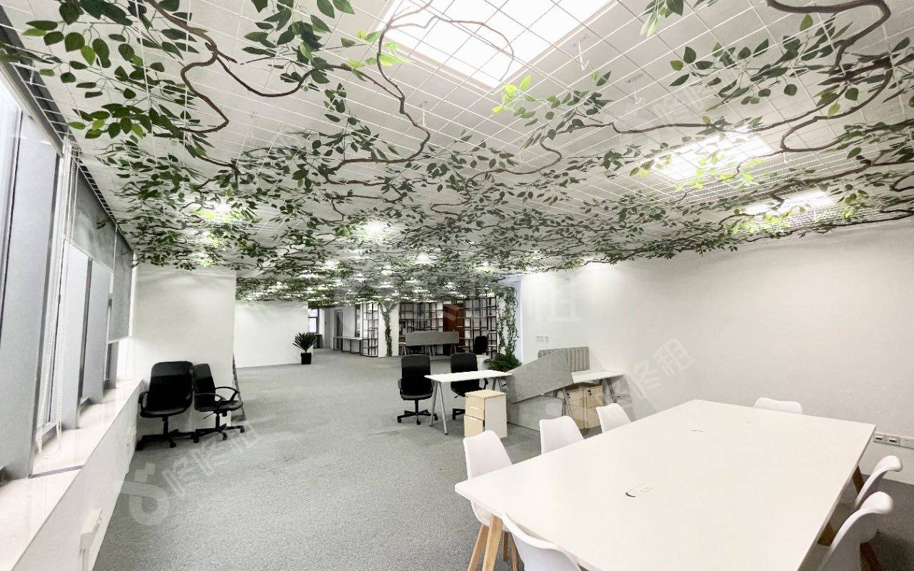 深圳市软件产业基地_670平_精装_办公室开间