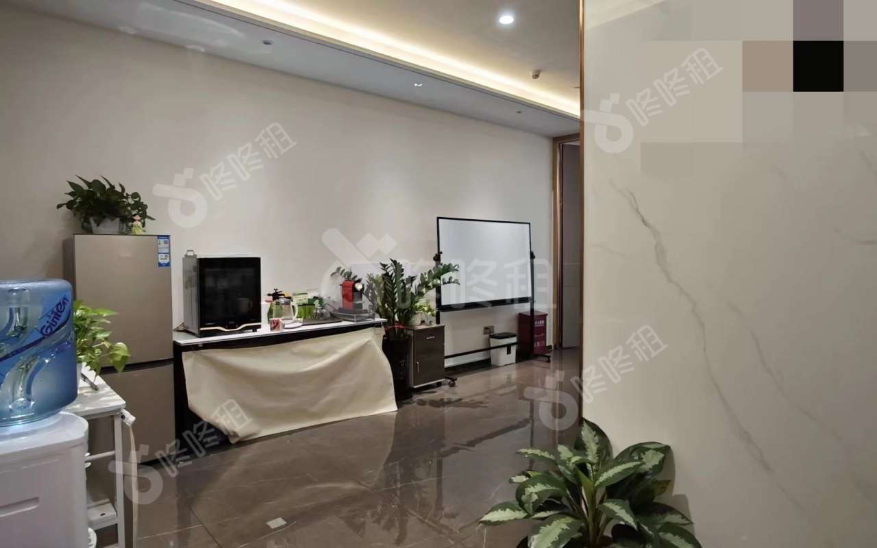 荣德国际中心_48平_精装_办公室开间