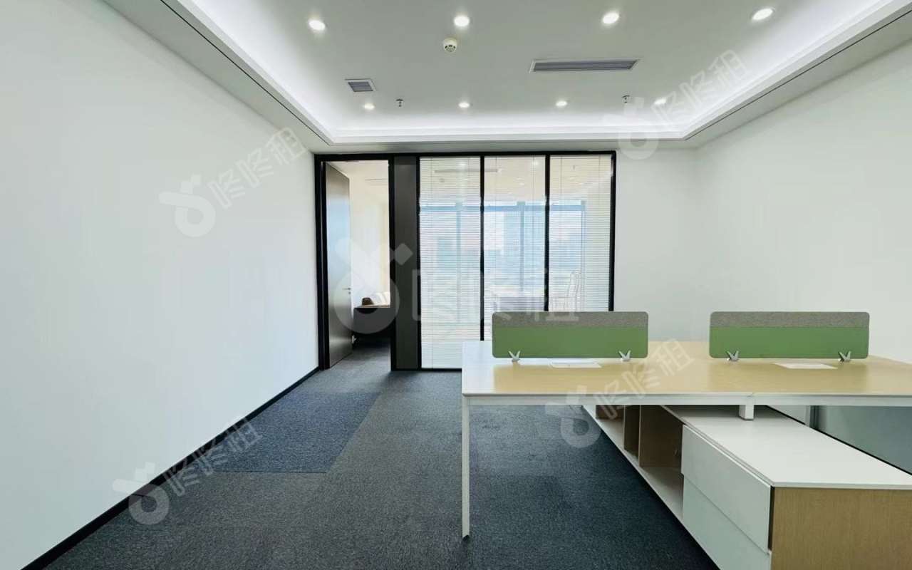 方大城_113平_精装_办公室开间