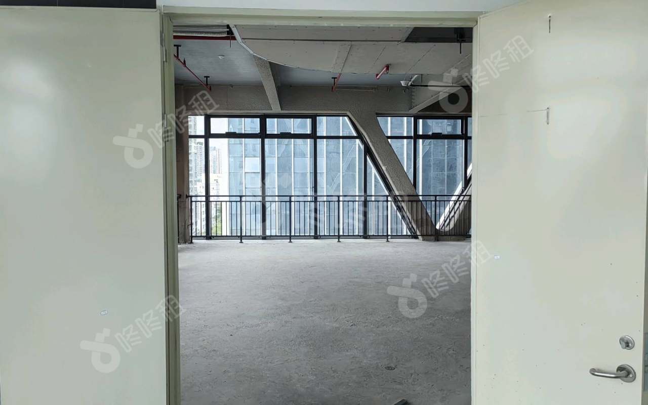 朗峻广场_350平_毛坯_办公室开间