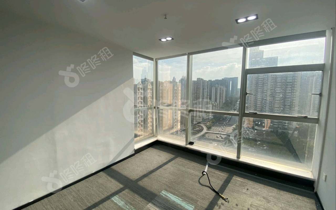 太平洋保险大厦_218平_精装_办公室隔间