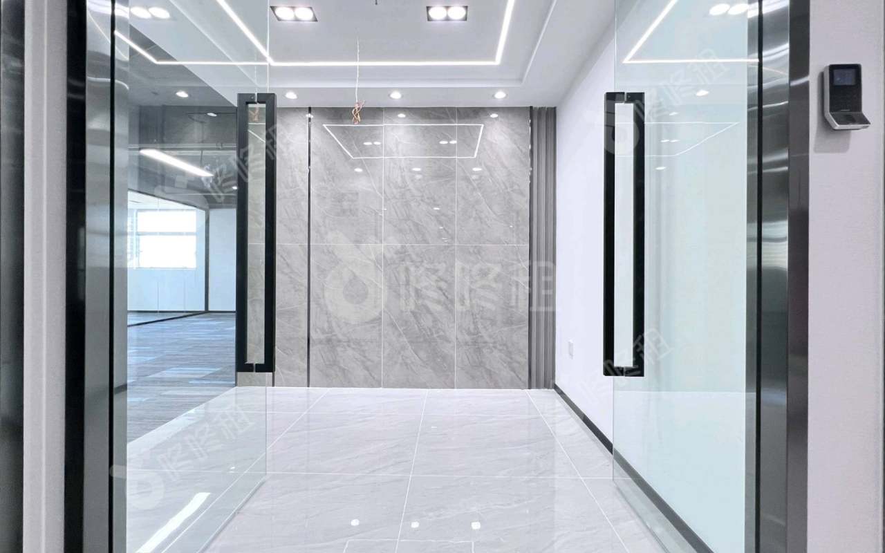 太平洋保险大厦_180平_精装_前台