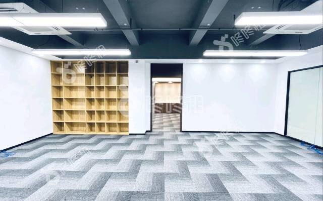 华侨城创意文化园_405平_精装_办公室隔间