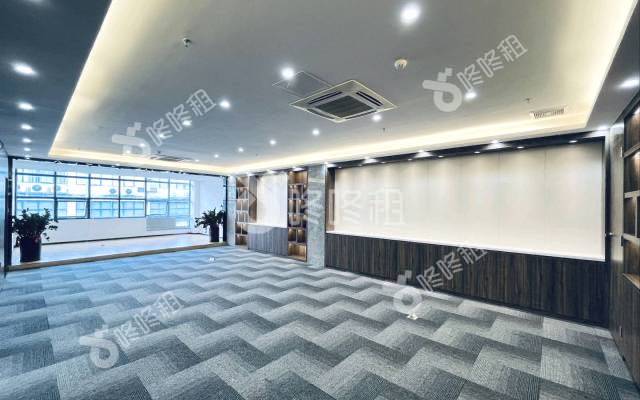 华侨城创意文化园_405平_精装_办公室开间