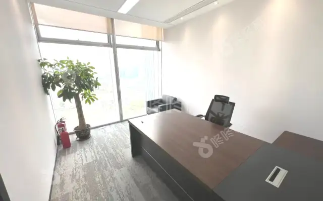 前海卓越时代广场_1058平_精装_办公室房源出租