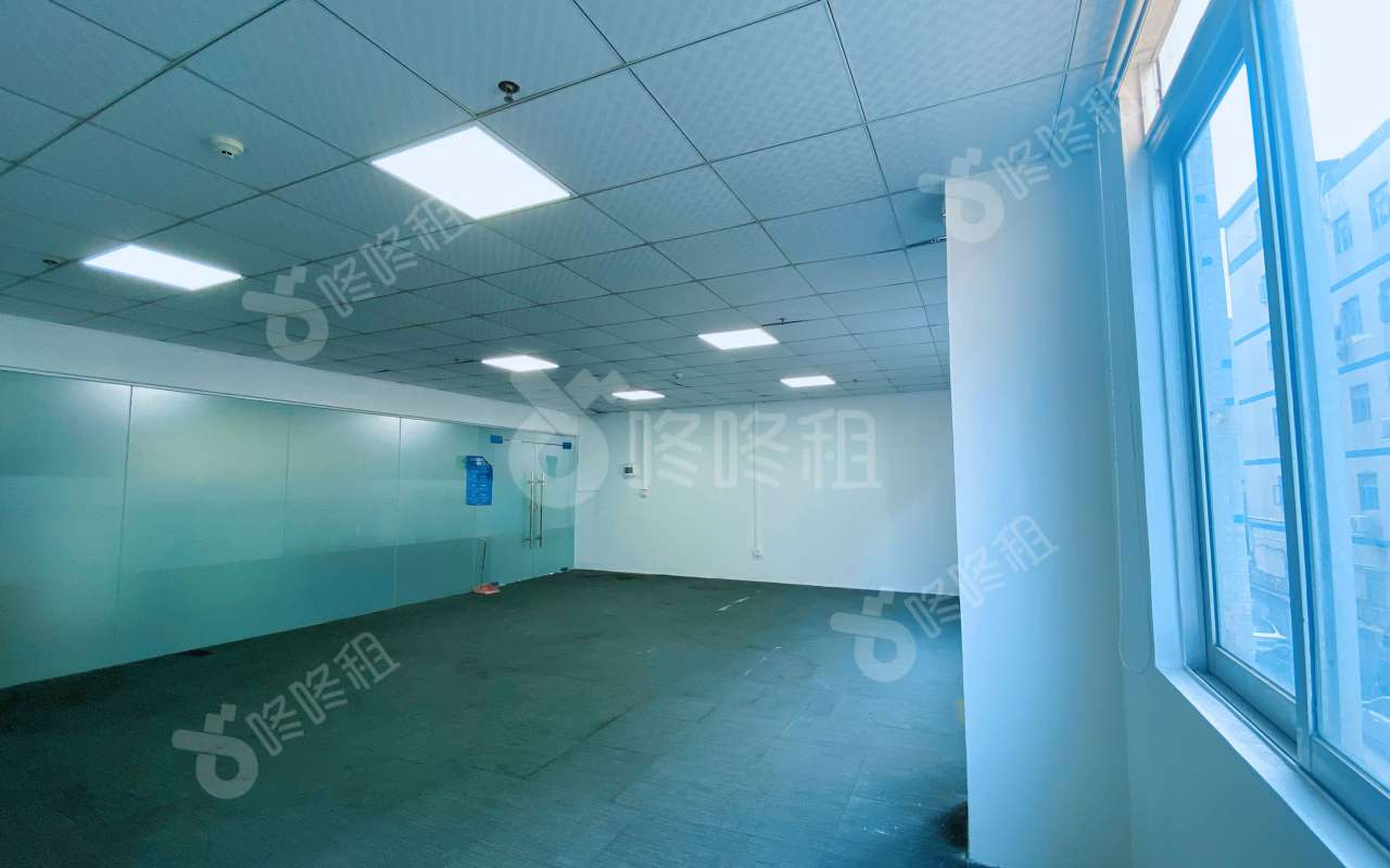 优创空间_133平_精装_办公室开间