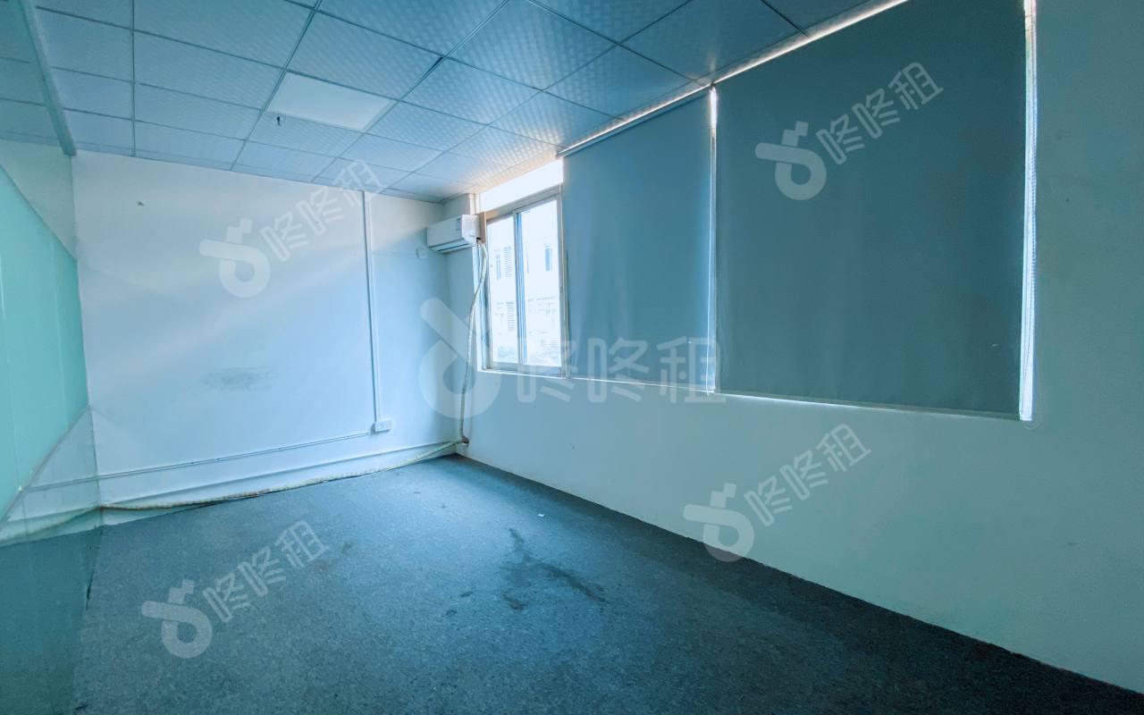 优创空间_261平_精装_办公室隔间