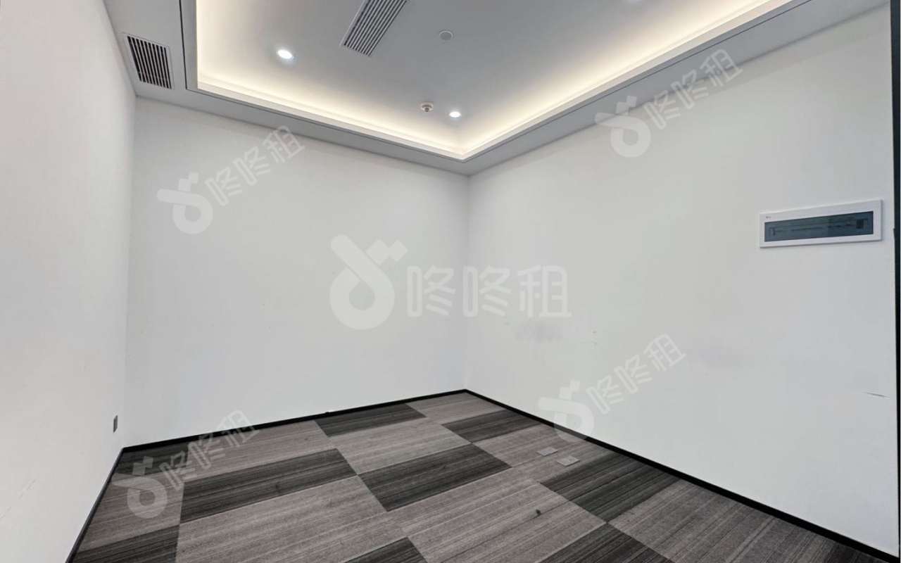 讯美科技广场_132平_精装_办公室隔间