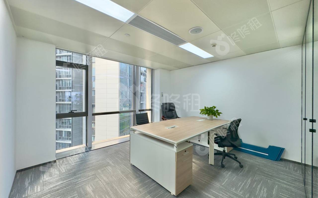 尚美科技大厦_676平_精装_办公室隔间