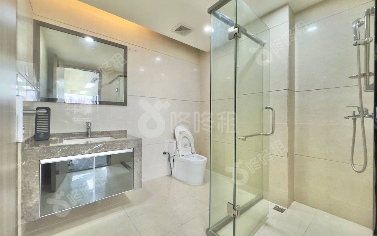 尚美科技大厦_676平_精装_办公室隔间