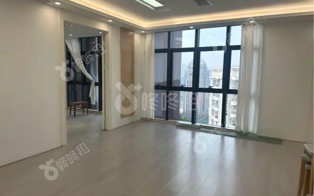 橄榄大厦(亿民平安国际大酒店)_102平_精装_办公室房源出租