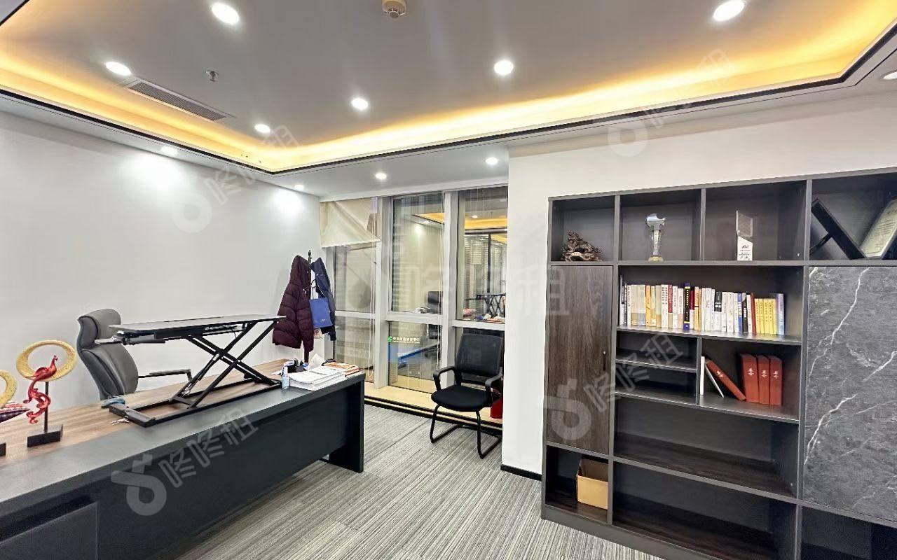 国际商会大厦_386平_精装_办公室开间