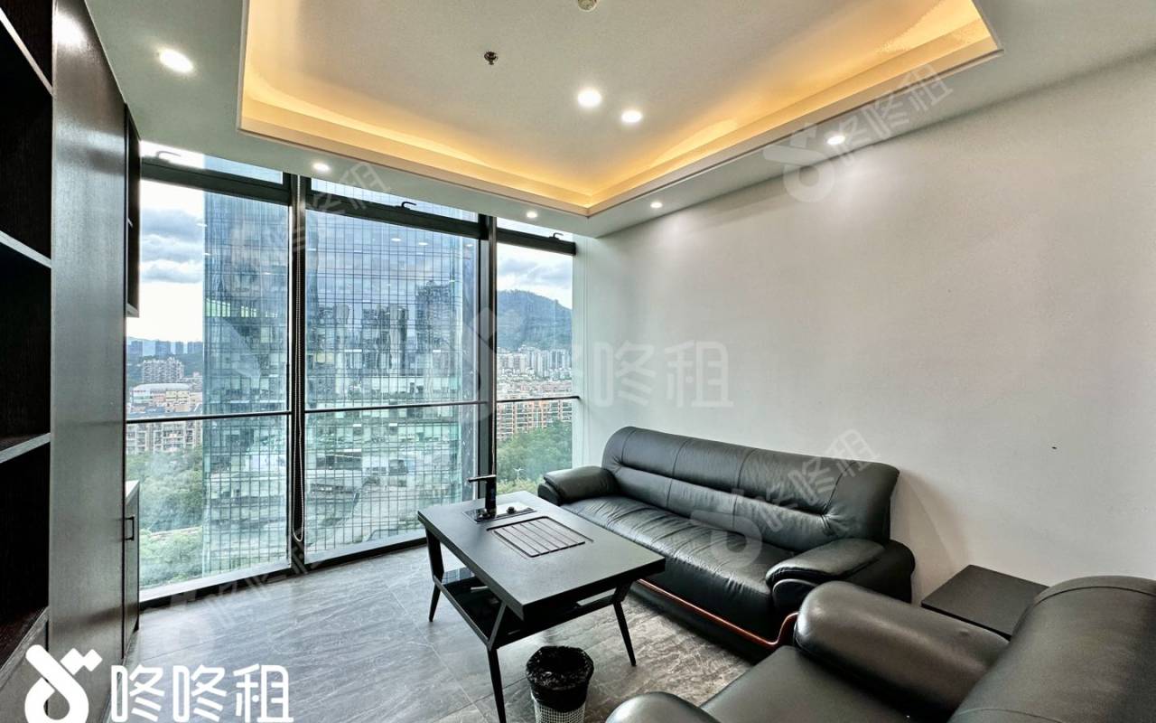 方大城_496平_精装_办公室隔间