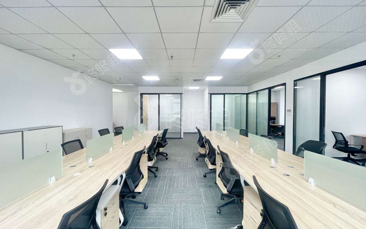 东方科技大厦_480平_精装_办公室开间
