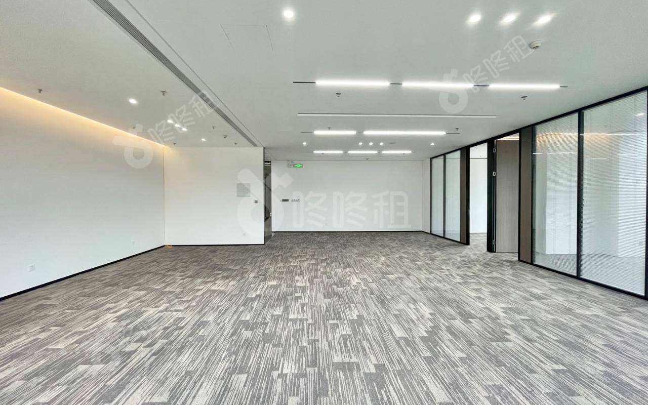 绿景美景广场_409平_豪装_办公室开间