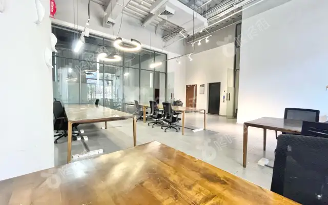 前海深港基金小镇_598平米_精装_办公室房源出租