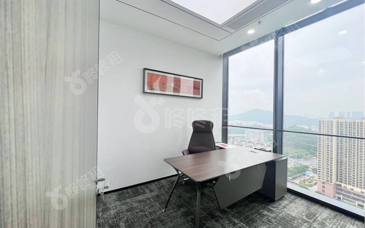 方大城_237平_精装_办公室隔间